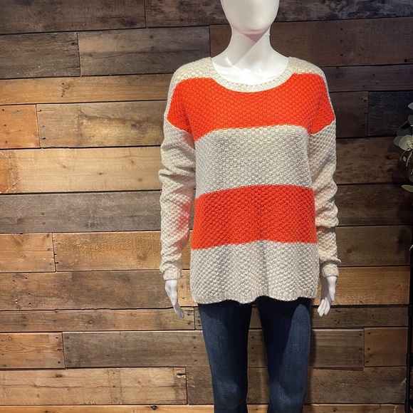 Striped sweater - Picture 4 of 7